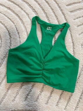 Joy Lab sports bra in vibrant green 💚